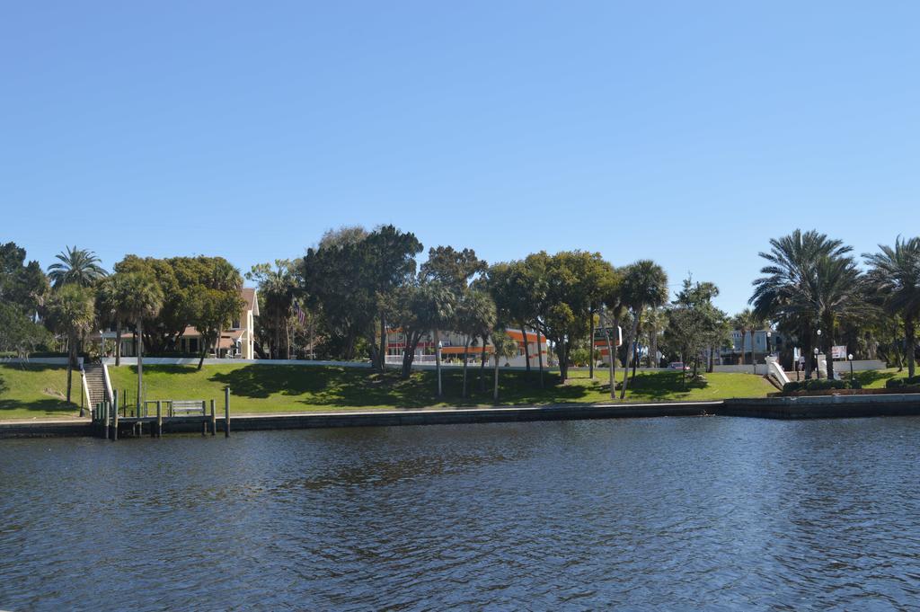 Tarpon Inn ターポン・スプリングス エクステリア 写真