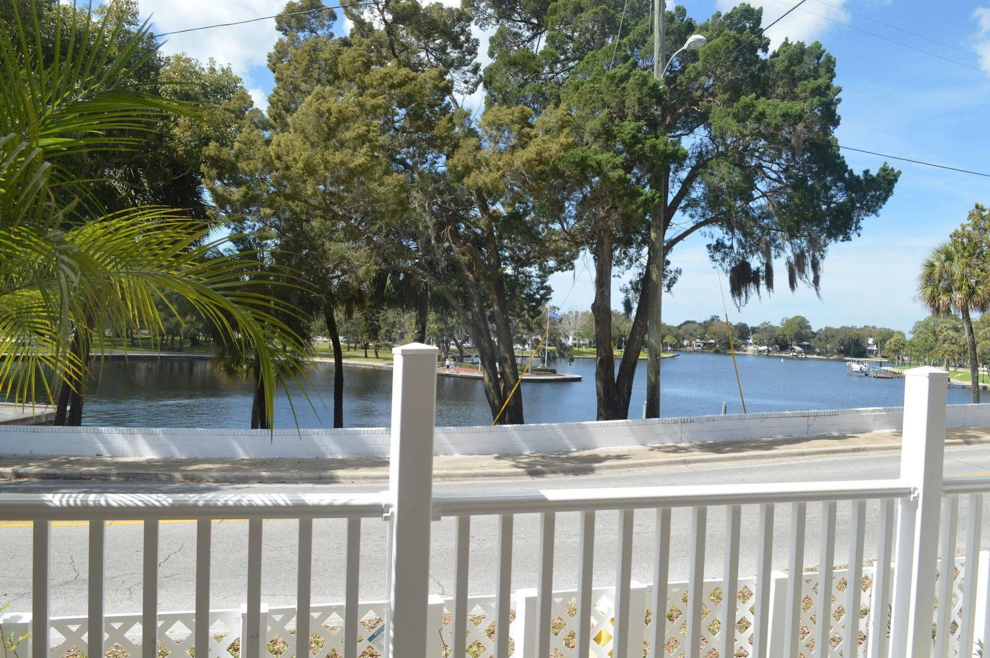 Tarpon Inn ターポン・スプリングス エクステリア 写真